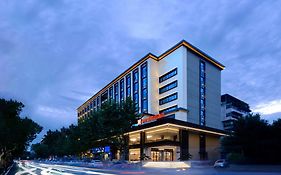 Hilton Garden Inn Chengdu Kuanzhai Alley  3* China